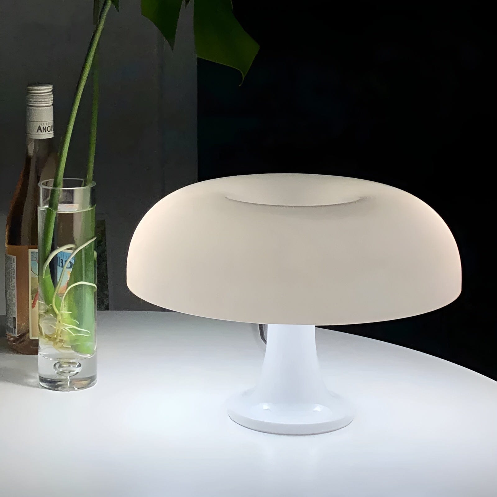 Maris | Energy-saving table lamp for elegant home 2